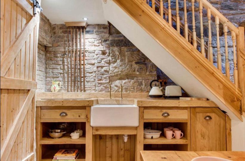 The Cow House - In The Heart Of Whitby Villa Exterior photo